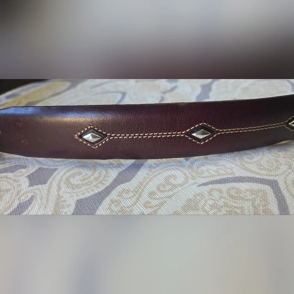 VINTAGE Brighton Dark Brown 100% Leather Rivet Belt Size 42